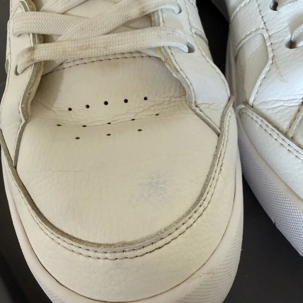 On Cloud The Roger Hi Sneakers Womens Size 9 White Sand Good High Top CloudTec